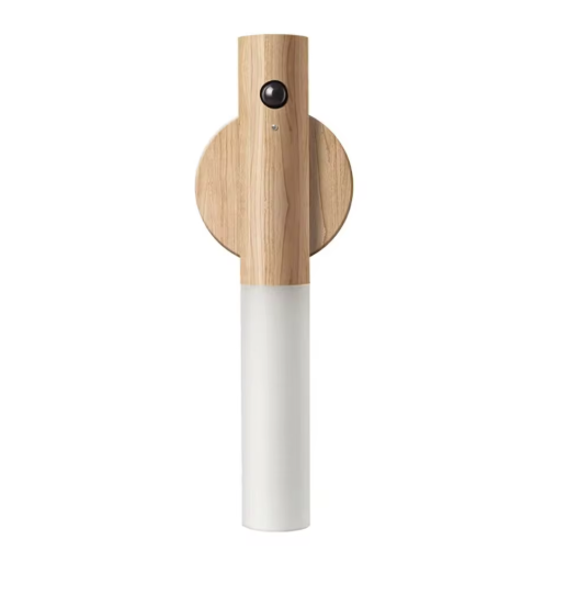 Luz de madera con sensor para la noche